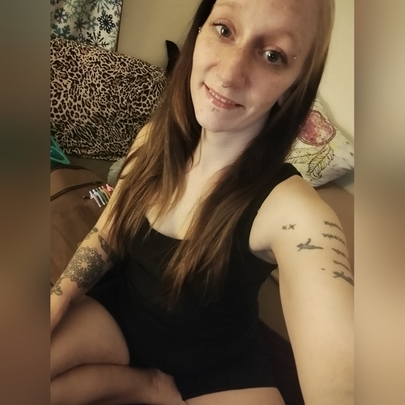 Meet your Posher, Nikole - Picture 11 of 11